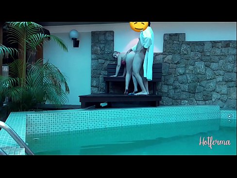 ❤️ Șeful o invită pe menajeră la piscină, dar nu a putut rezista la o partidă fierbinte ❤️❌  at ro.nicepornphotos.ru ❌